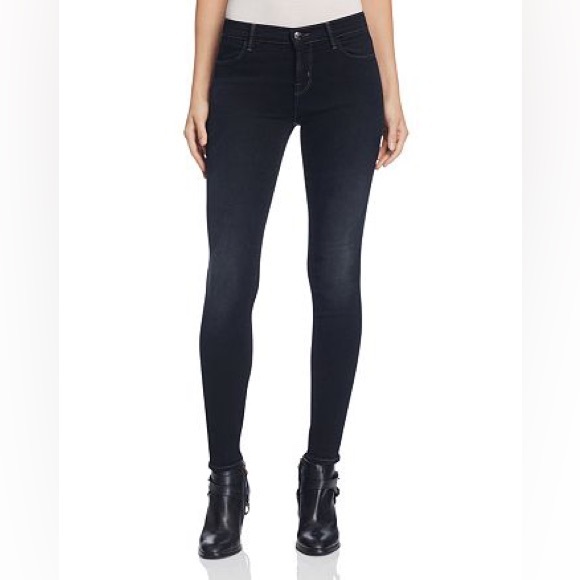 J Brand Denim - J Brand Sophia Mid-Rise Super Skinny Jean in Stretch Denim